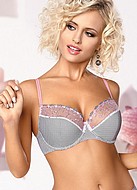 Bra with bar front