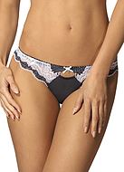Feminine thong with cute lace details