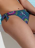 Bikini panties, intricate pattern